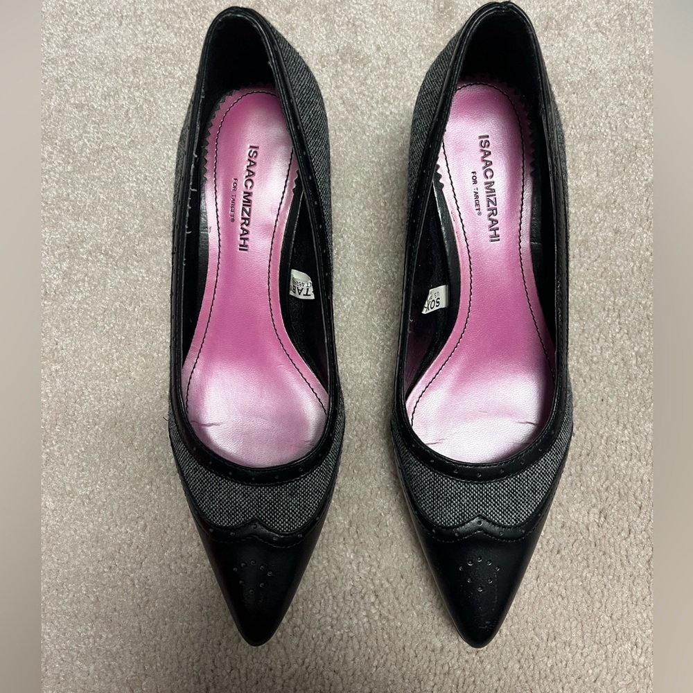 Isaac Mizrahi size 6.5 black heels